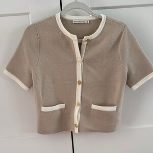 Abercrombie & Fitch Short Sleeve Tan Lady Cardigan